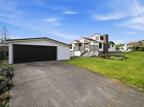 29 Kerswell Terrace , Tihiotonga