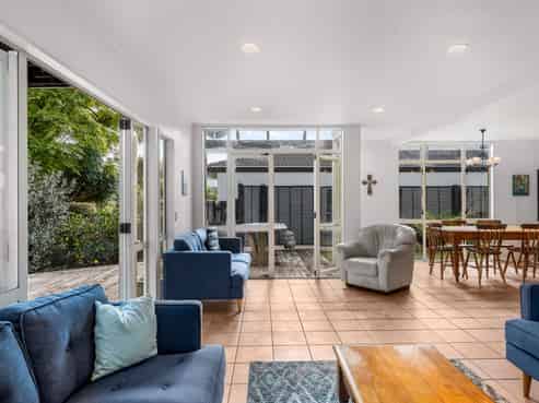 54A Comins Crescent, Mission Bay