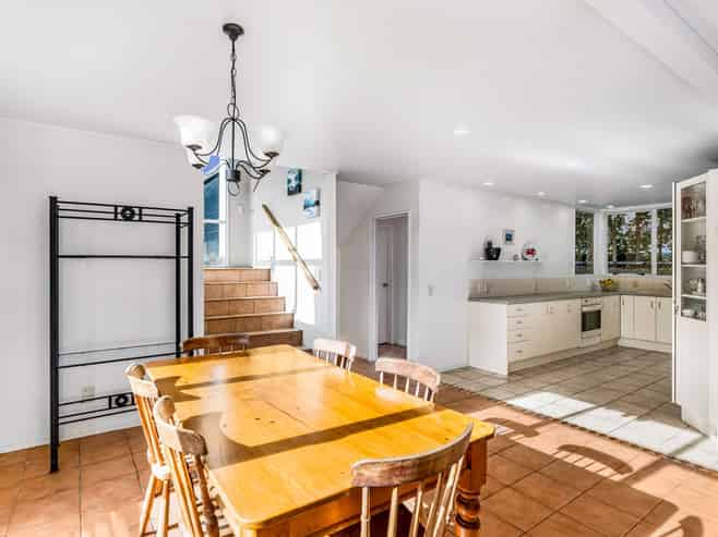 54A Comins Crescent, Mission Bay