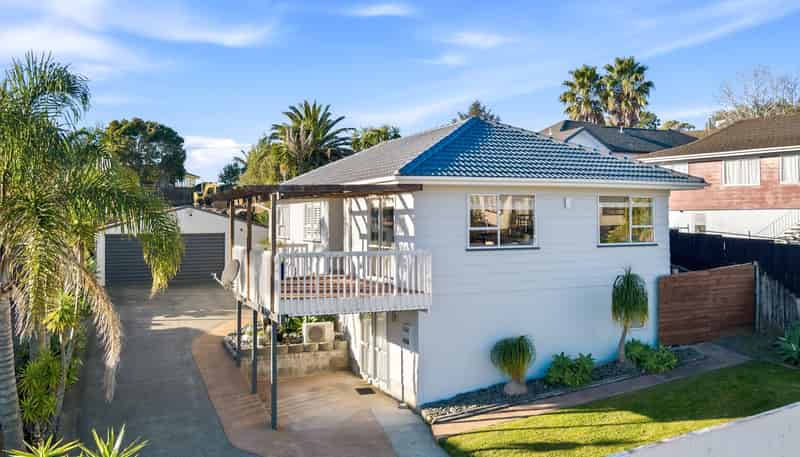 12 Pahi Place, West Harbour