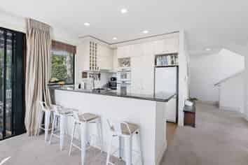 1/699 Remuera Road, Remuera
