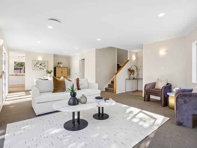8A  Derby Downs Place, Ellerslie