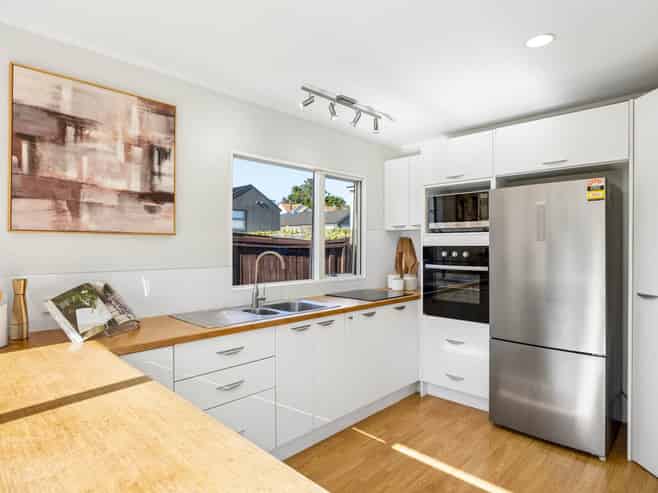 8A  Derby Downs Place, Ellerslie