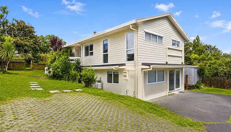 115 Athena Drive, Totara Vale