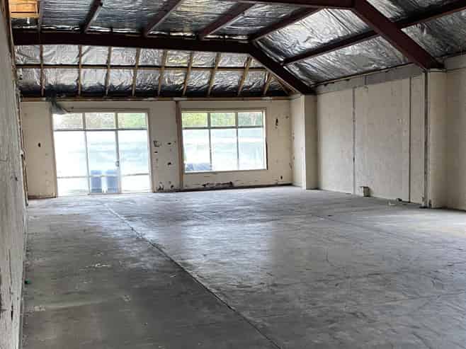 Showroom/Warehouse on Mandeville St