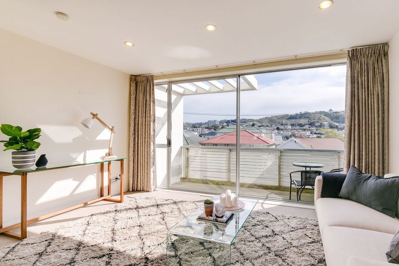 Sunny Modern 3BR Townhouse in Newtown! - Widok 4