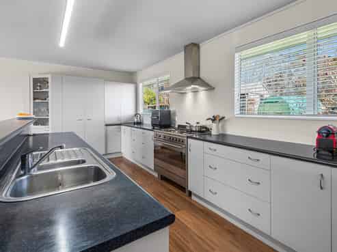 32 Draffin Road, Poroti