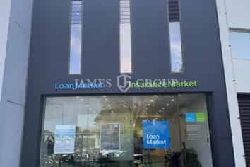 HIGH-EXPOSURE REMUERA OFFICE