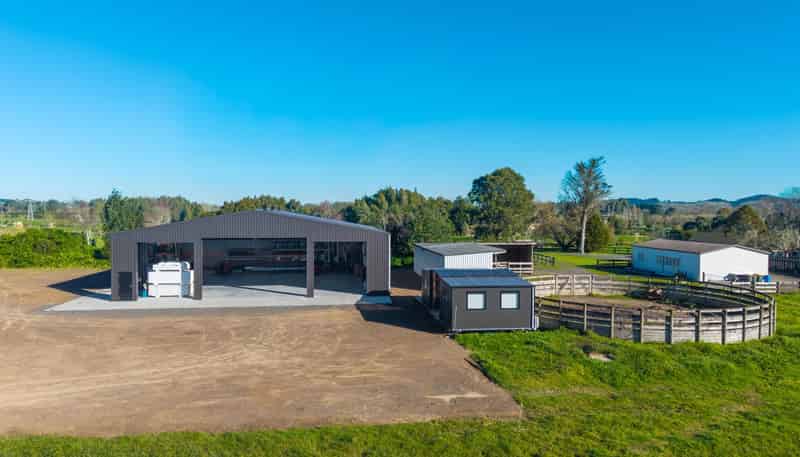 1 Tourist Road, Clevedon