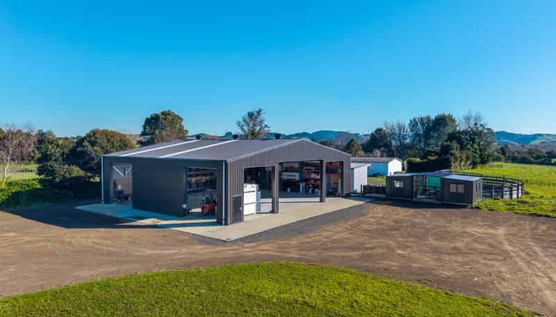 1 Tourist Road, Clevedon