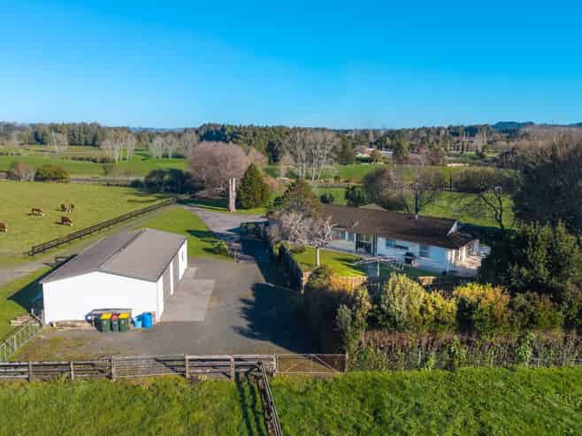 1 Tourist Road, Clevedon