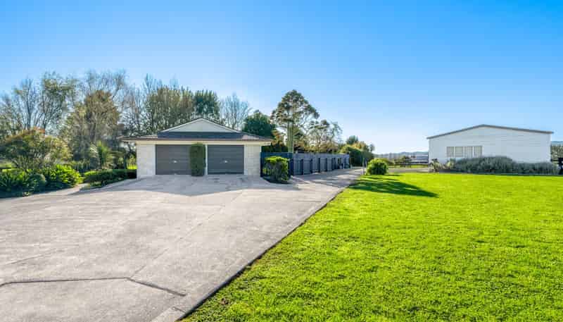 1 Tourist Road, Clevedon