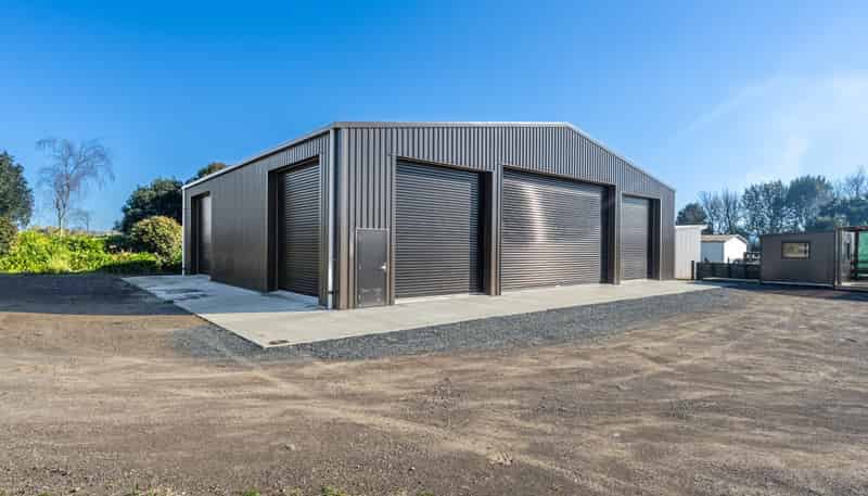 1 Tourist Road, Clevedon