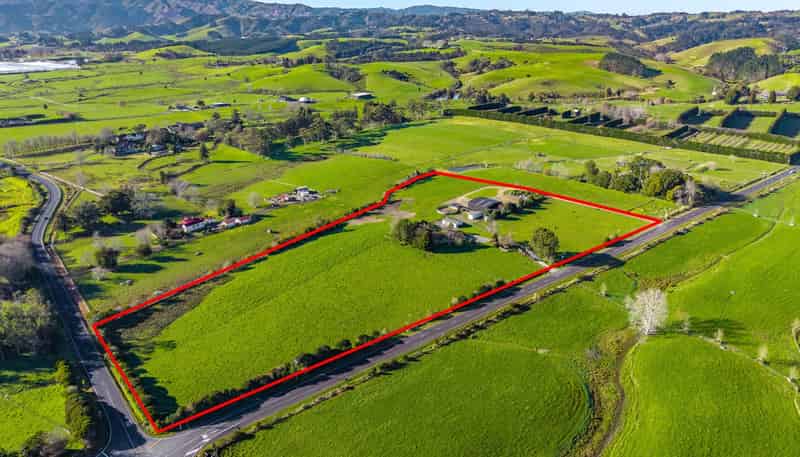 1 Tourist Road, Clevedon