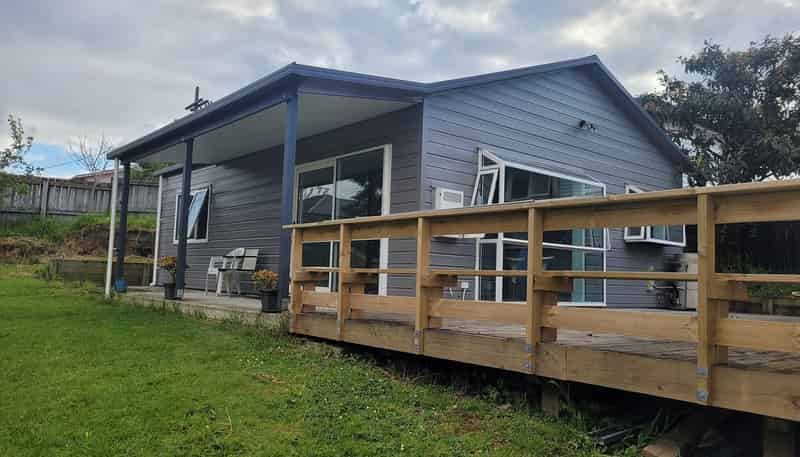 5 Rickards Place, New Lynn