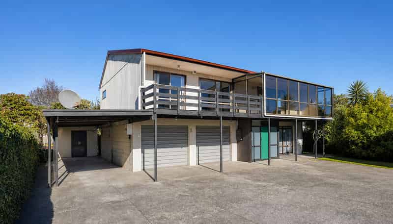 8 Devon Street, Glenholme