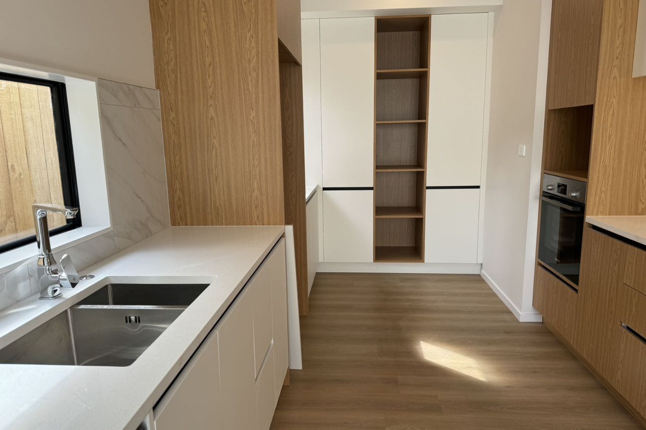 Brand new 4 bedroom family home - Vista 2