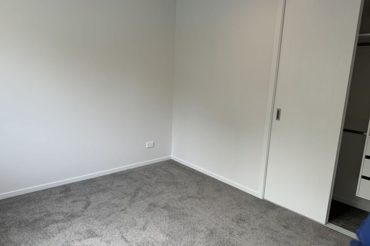 Brand new 4 bedroom family home - Vista 5