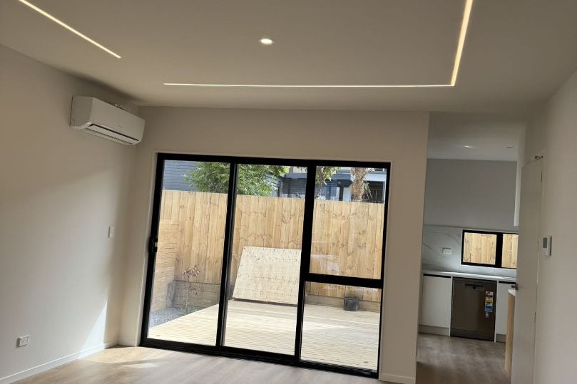 Brand new 4 bedroom family home - Vista 3