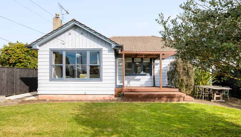 9 Richan Street, Glenview