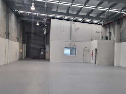 Versatile industrial premises in Sydenham