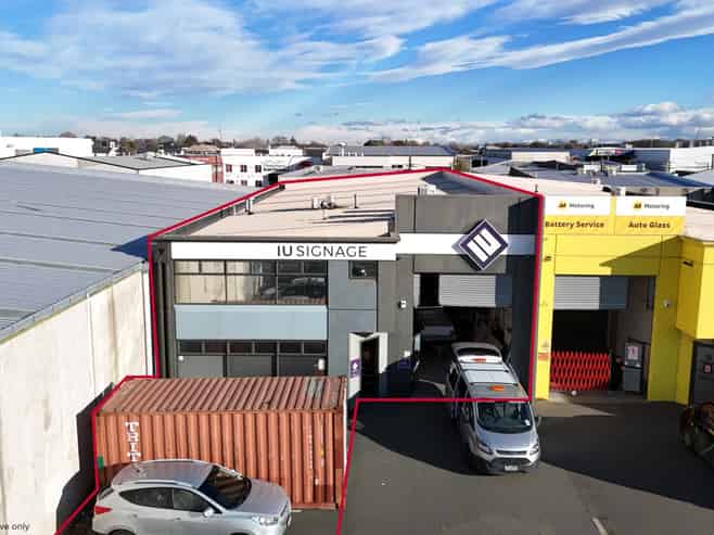 Versatile industrial premises in Sydenham