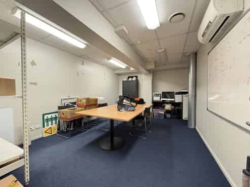Versatile industrial premises in Sydenham