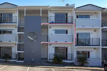 C11/60 Masons Road, Oteha