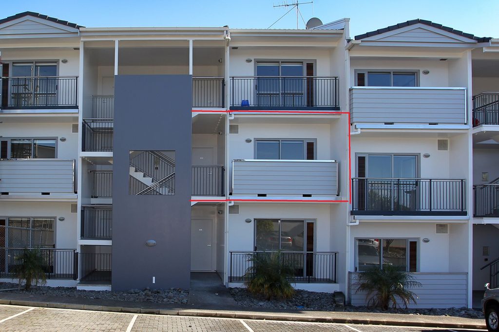 2 Bedrooms, Albany / Oteha 1