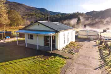 142 Roa Road, Blackball
