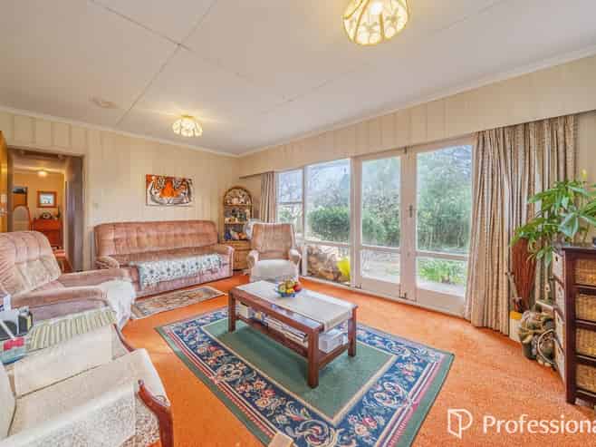 47 Toru Road, Paraparaumu Beach