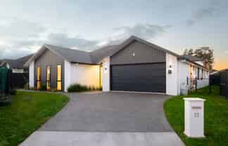 23 Sydney Place, Flagstaff