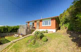5 Churchill Road, Green Island