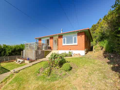5 Churchill Road, Green Island