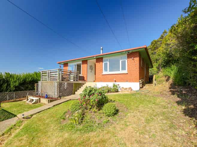 5 Churchill Road, Green Island