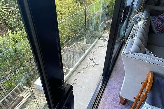 Spacious Townhouse in Flat Bush, Auckland - Vista 5