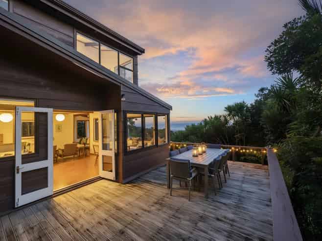 101b Garden Road, Piha