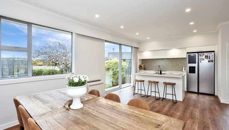 12 Cruickshank Crescent, Rosedale