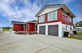12 Cruickshank Crescent, Rosedale