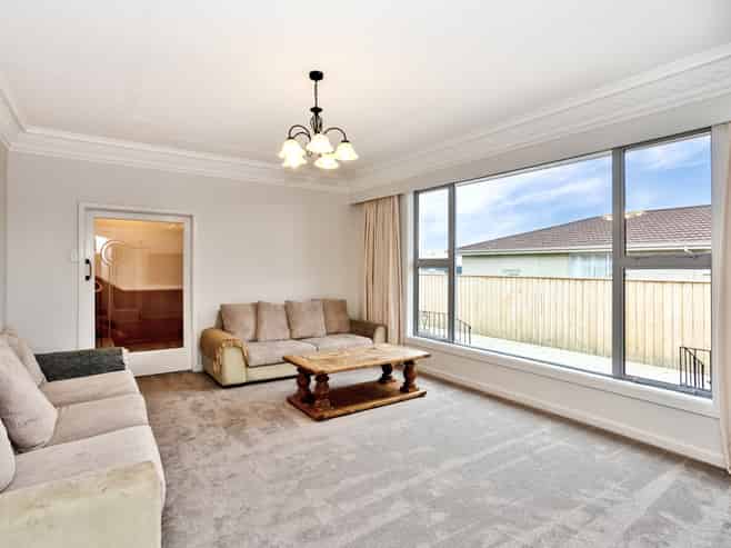 12 Cruickshank Crescent, Rosedale