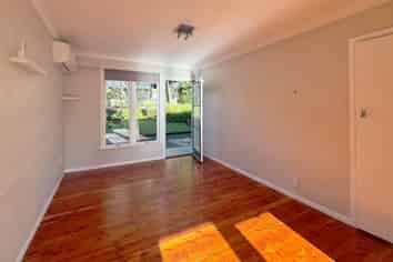 Auckland - Address withheld
