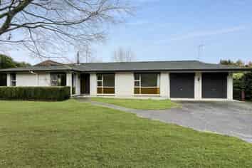 Manawatu / Whanganui - Address withheld