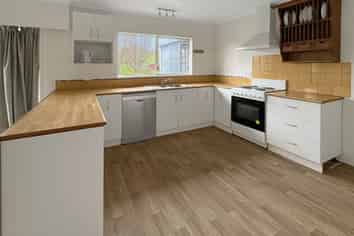 Manawatu / Whanganui - Address withheld