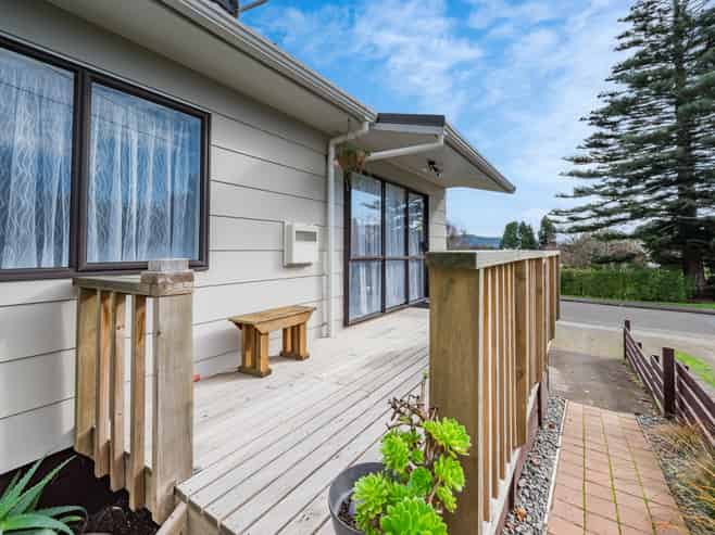 60a Aorangi Road, Paraparaumu