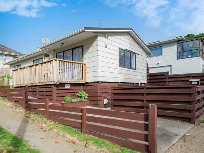 60a Aorangi Road, Paraparaumu