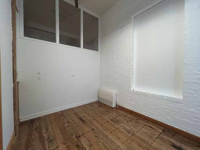 Office with Meeting Room