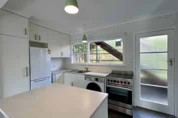 Auckland - Address withheld