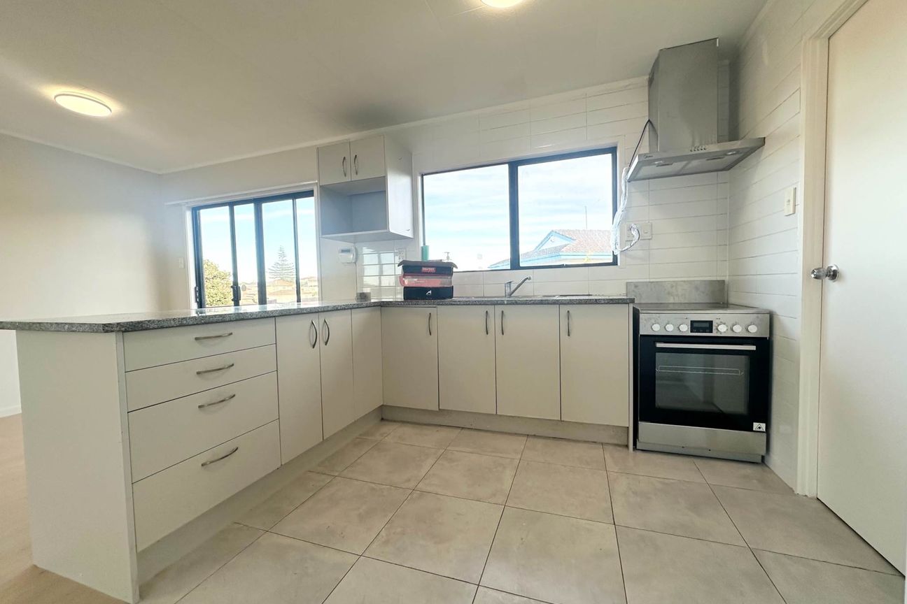 Spacious, Light-Filled Home – pohled 5
