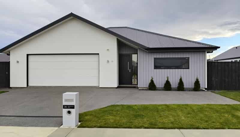 28 Mcquillan Avenue, Woodend