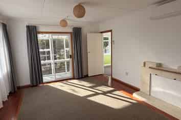 32 Aberdeen Avenue , Takaro